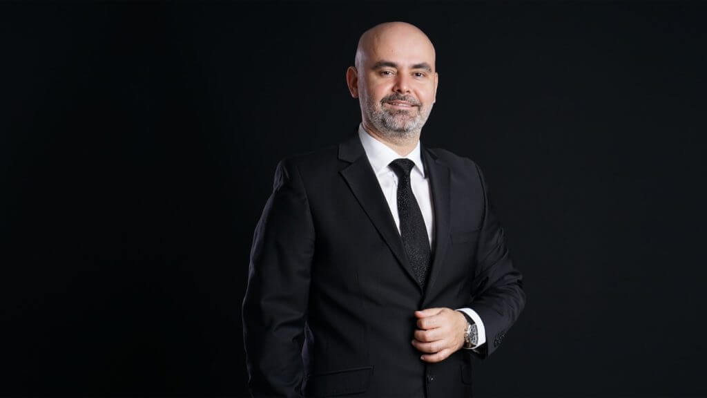 Plastic Surgeon İstanbul 35 dr salih onur basat bbl doctor