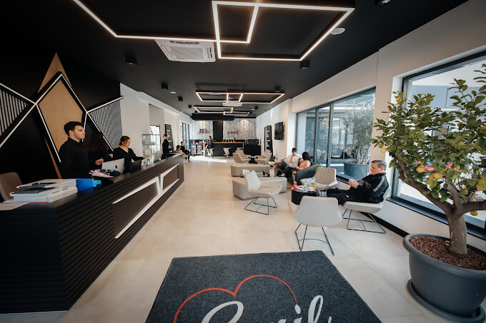İstanbul Dental Clinic 24 Sevil Smile Studio Antalya
